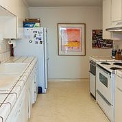 4th image of 870 Park Ave APT 209