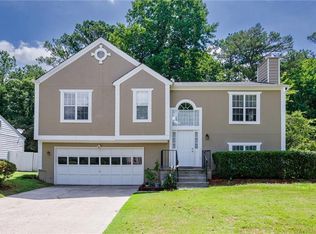 11155 Abbotts Station Dr, Johns Creek, GA 30097
