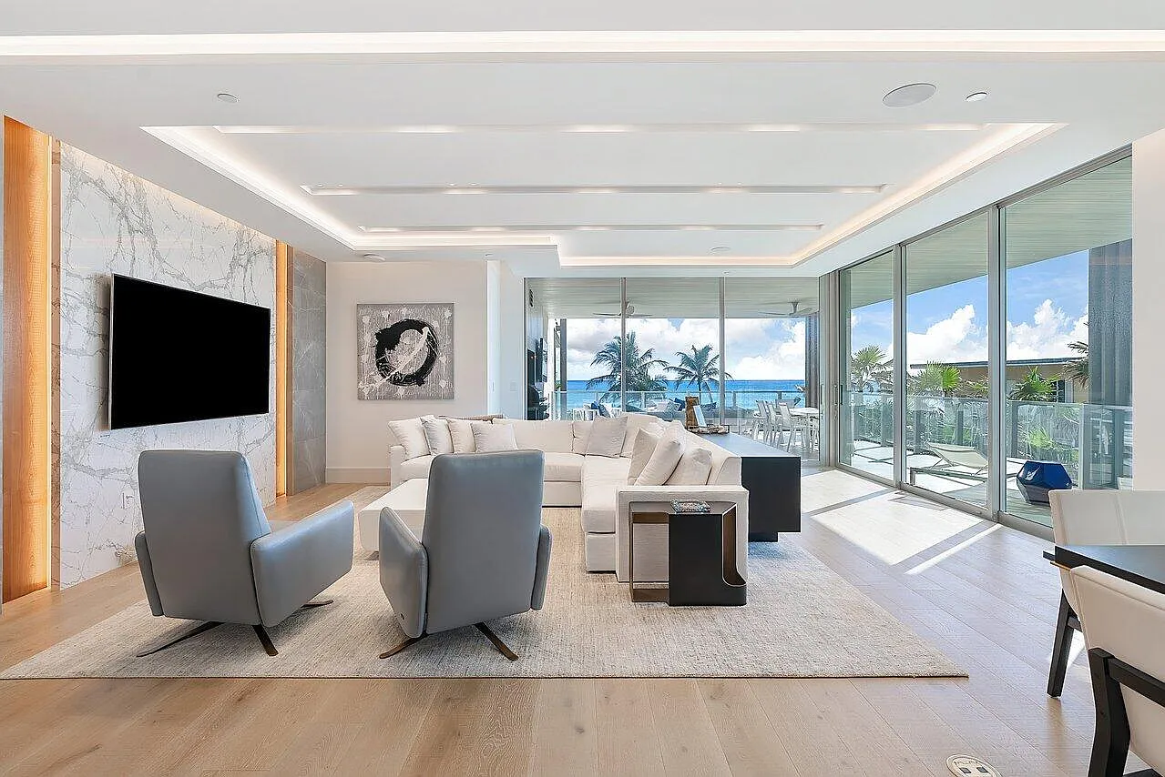 4 bed, 5.5 bath, 3421 sqft, $65,000 — Photo 3