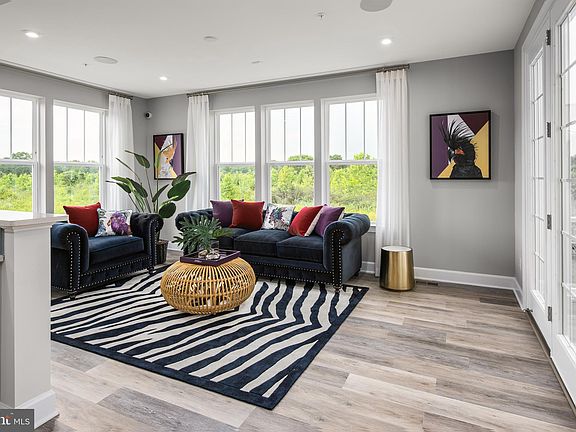 7th image of this home