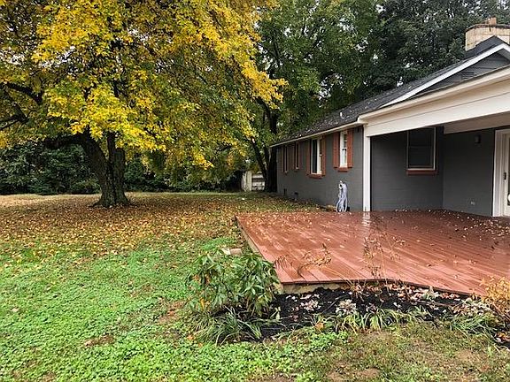 Rear entry from deck