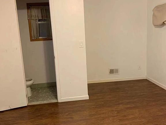 5th image of 10 Clawson St Floor 2