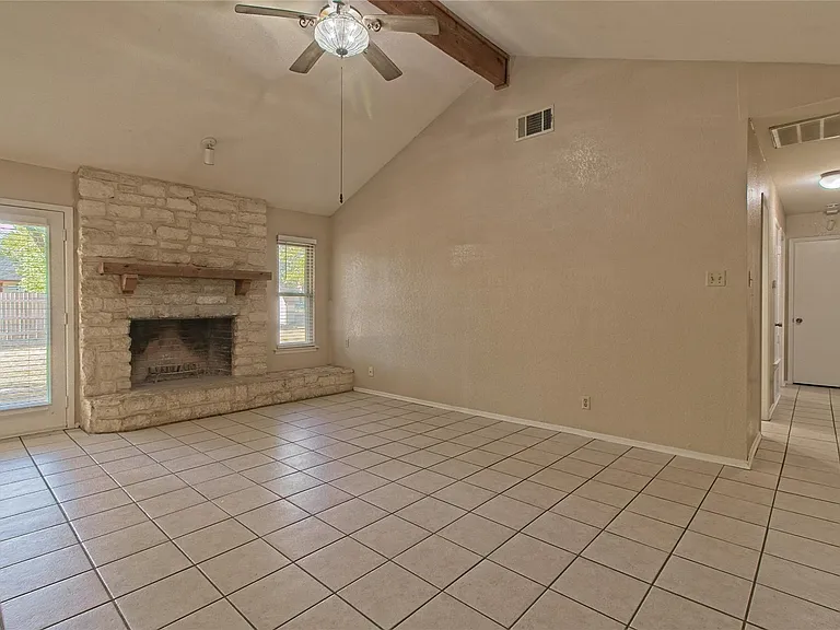 914 Garden Meadow Dr — Photo 10