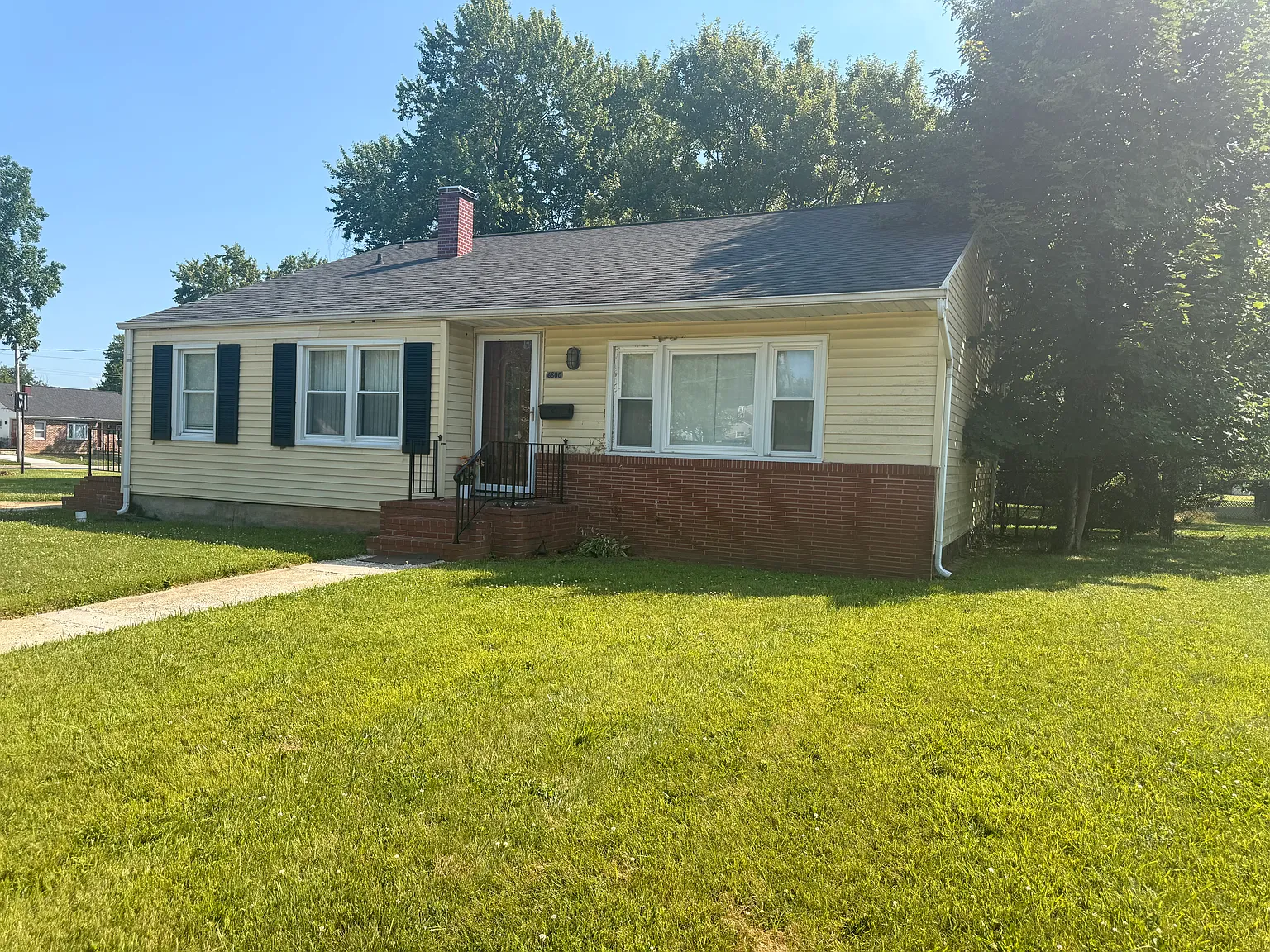3 bed, 1520 sqft, $2,550 — Photo 1