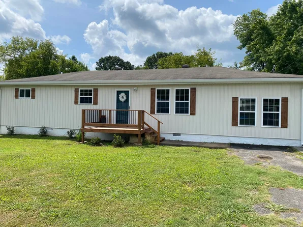 705 Mary Agnes Dr, Rossville, GA 30741