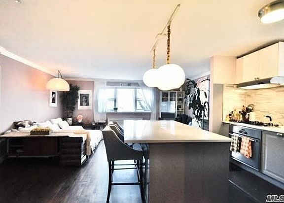 3rd image of 66-92 Selfridge St #2K