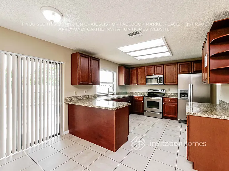 5016 NW 66th Dr — Photo 8