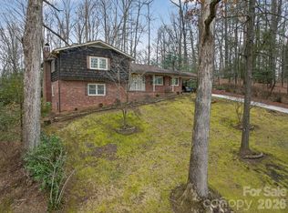 408 Spring St NW, Lenoir, NC 28645