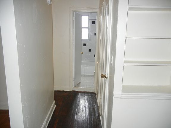4th image of 130 Martense St APT 6G