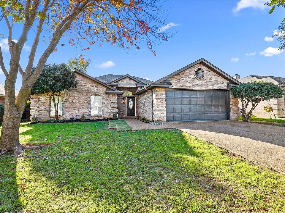 1st image of 7936 Clear Brook Cir