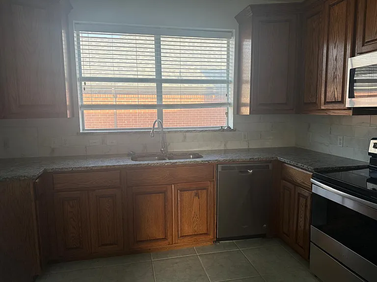 101 Cliffbrook Dr — Photo 17