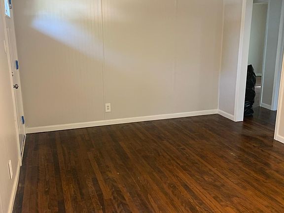 4th image of 3107 Dogwood Park Dr