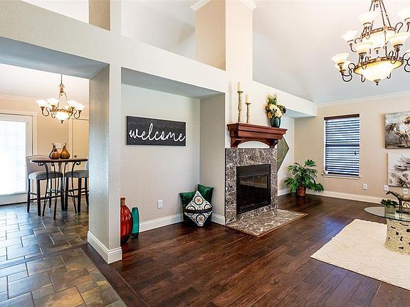 4th image of 1318 Marigold Dr