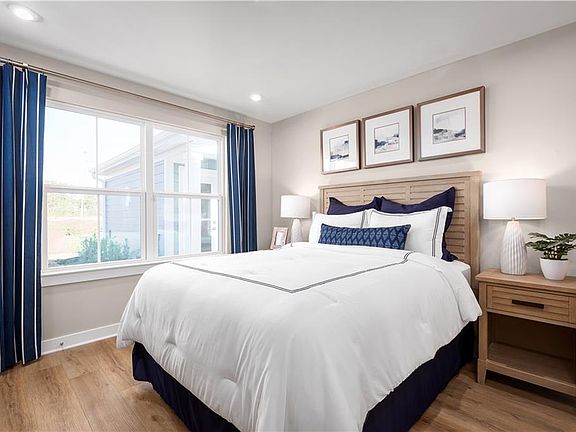 4th image of 100 Middlesbrough Ln