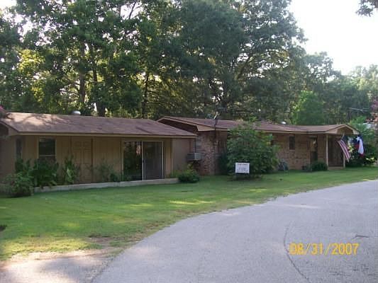 1st image of 652 Shadywood St