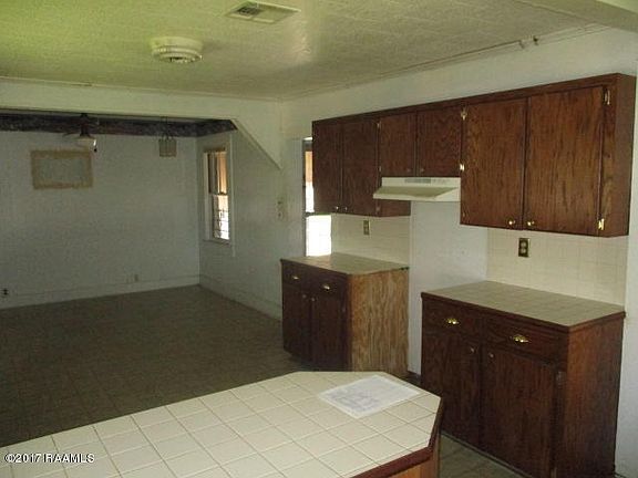 2nd image of 637 Bigler St