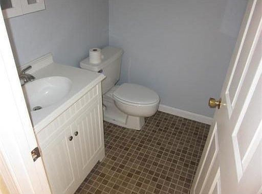 3rd image of 106 Market St #106