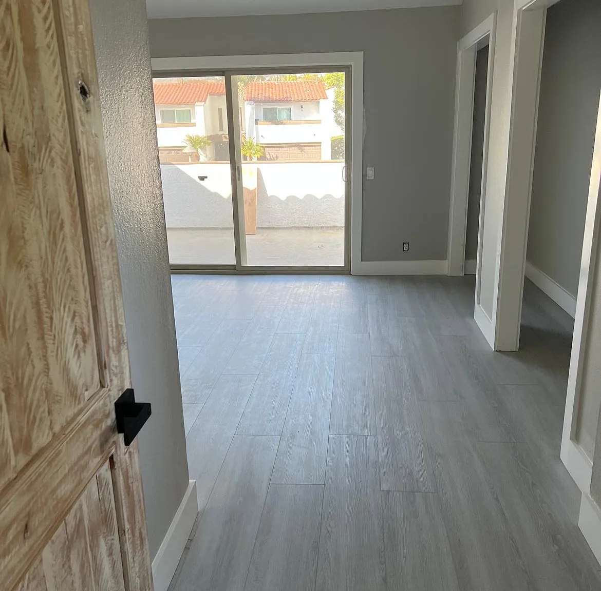 3 bed, 2.5 bath, 1559 sqft, $4,650 — Photo 1