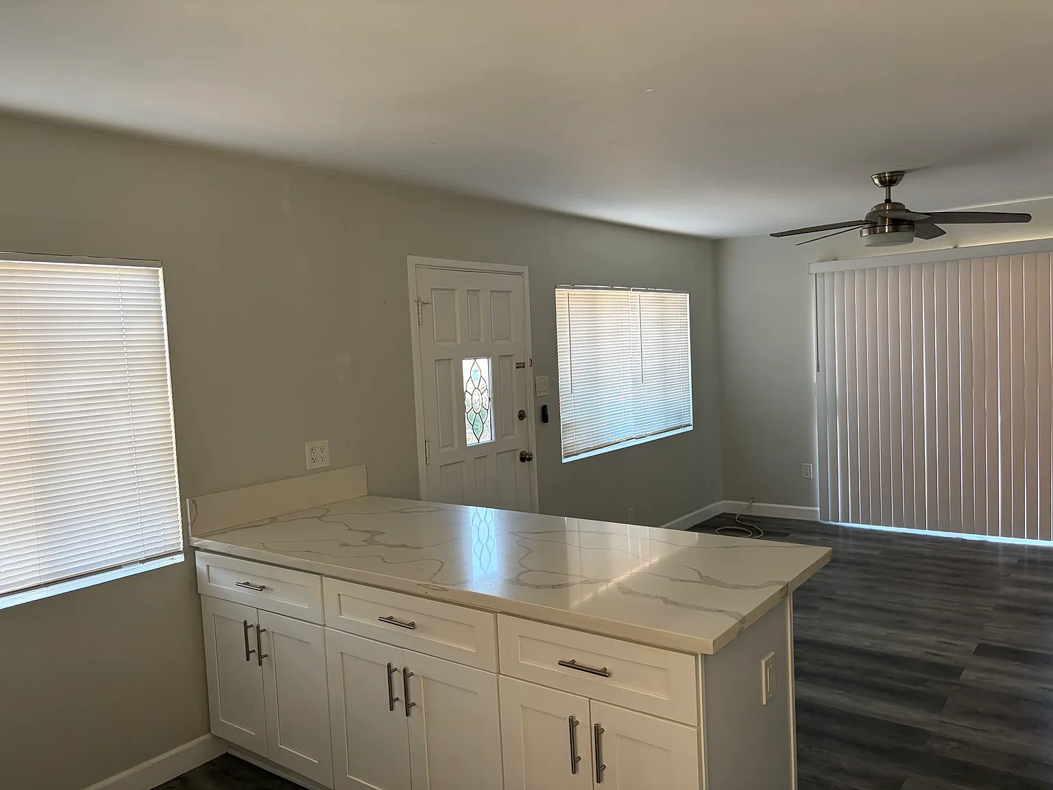 3503 Luna Ave — Photo 2