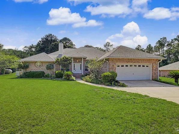 5775 Whispering Woods Dr, Pace, FL 32571