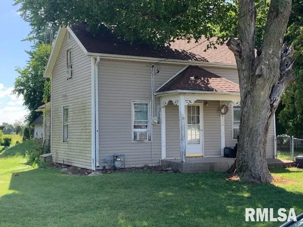 1039 Moss St, Gilson, IL 61436