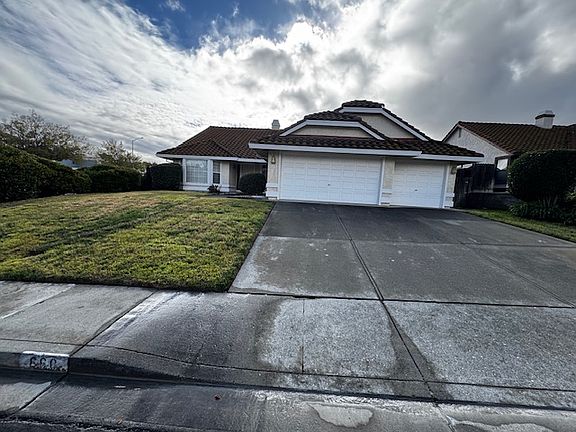 2nd image of 660 Harwinton Ct