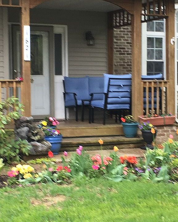 2nd image of 1621 Candlewick Dr SW