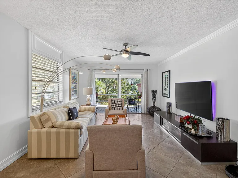 1225 NW 21st St #36-3609 — Photo 13
