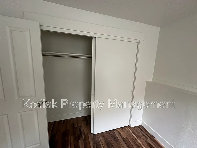1525 N Marilyn Dr #K — Photo 12