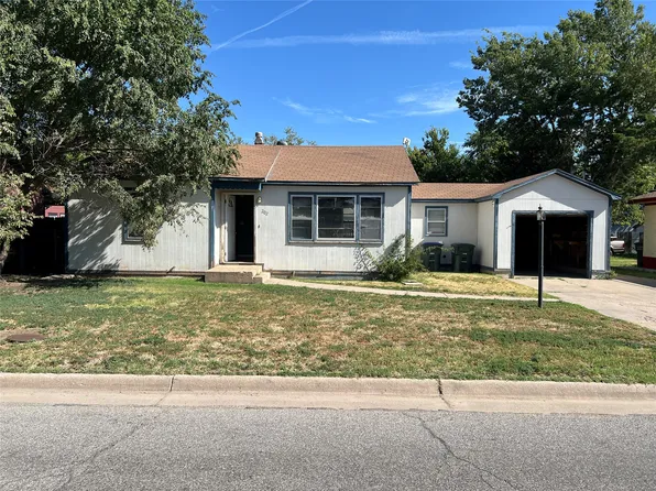 202 E Market St, Dodge City, KS 67801