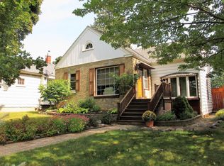 5564 N Iroquois Ave, Glendale, WI 53217