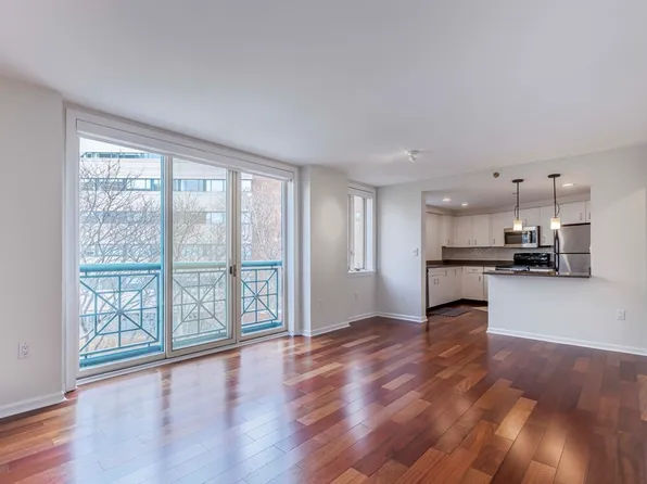 10 Rogers St APT 405, Cambridge, MA 02142