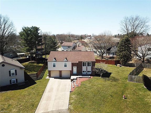 3rd image of 2606 Highgate Cir NW