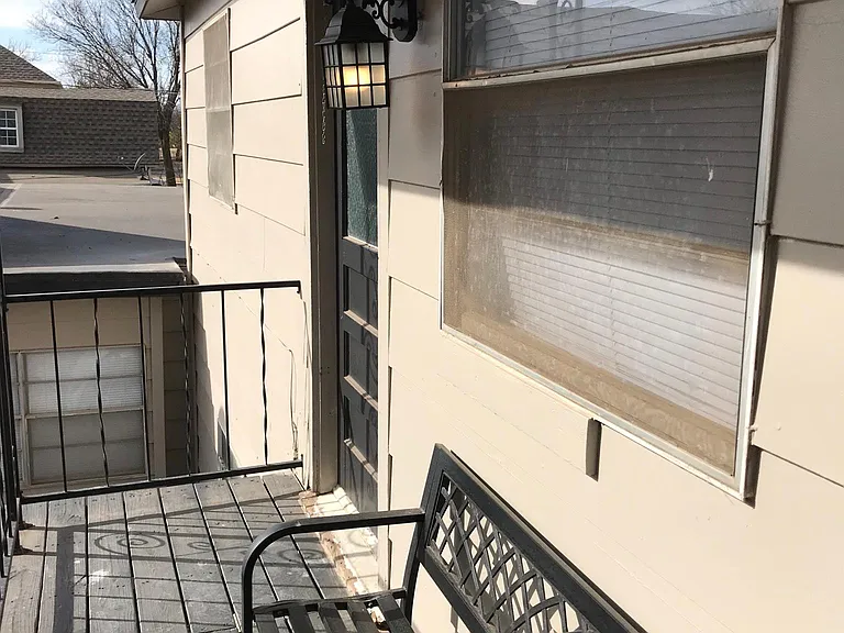 9 E Thatcher St #B — Photo 21