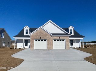 824 Sarah Rebecca A Dr, Greenville, NC 27834