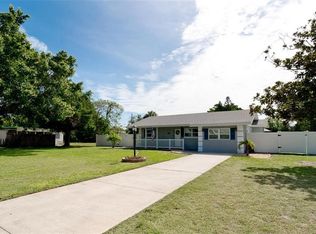 1007 66th St NW, Bradenton, FL 34209