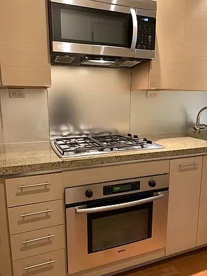 Rented by GCG Realty & Associates | media 3