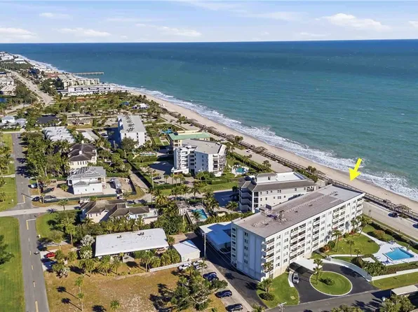 4049 Ocean Dr APT 307, Vero Beach, FL 32963