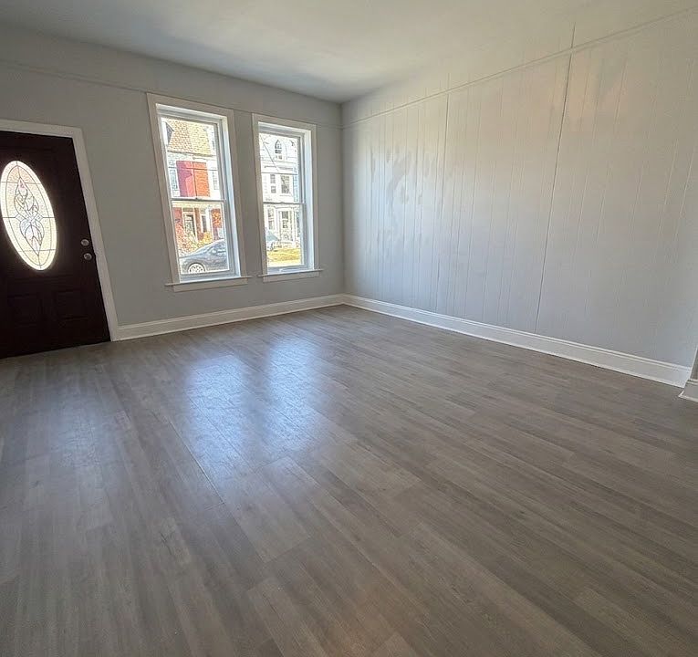 1st image of 156 W Jackson St