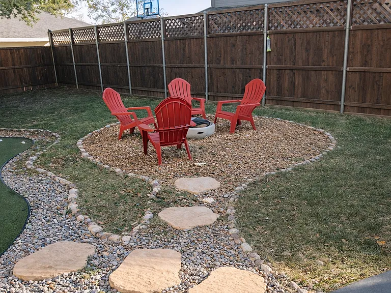 4216 Juniper Ln — Photo 3