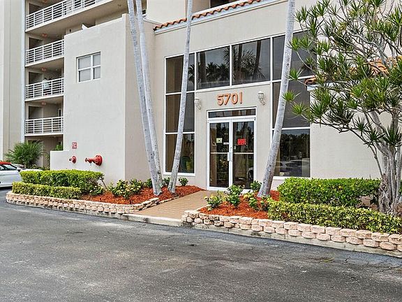 2nd image of 5701 Bahia Del Mar Cir APT 107