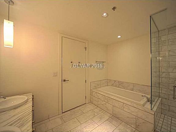 5th image of 4471 Dean Martin Dr Unit 4105