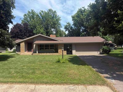 708 S Relanto St, Freeman, SD, 57029