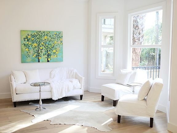 4th image of 90 De Haven St