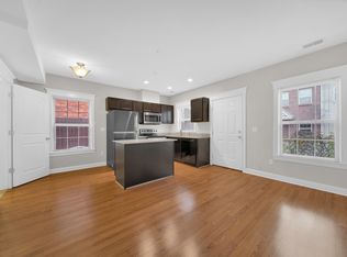 702 E Ferry St #27, Detroit, MI 48202