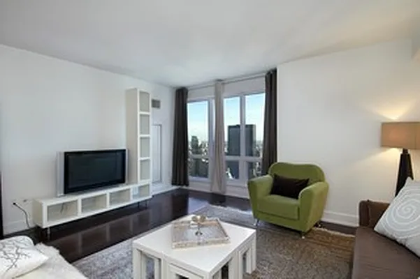 Sold by Galleria | media 4