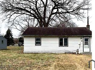 806 N Hunt Ave #1, Freeport, IL 61032