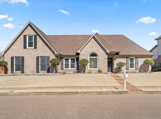 10138 Woodland Hills Dr, Cordova, TN 38018