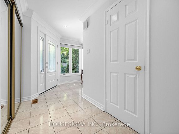 2nd image of 2199 Burnhamthorpe Rd W #7