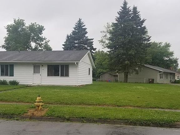 2nd image of 62 Tackett Dr